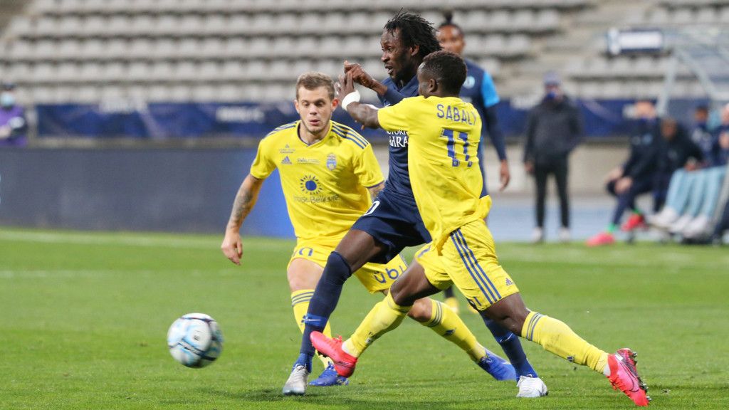 soi kèo pau vs paris fc