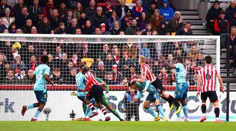 nhận định Southampton với Brentford